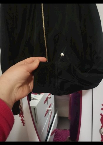 Siyah Fermuarlı Yüksek Yakalı Kadın Ceket - Görsel 3