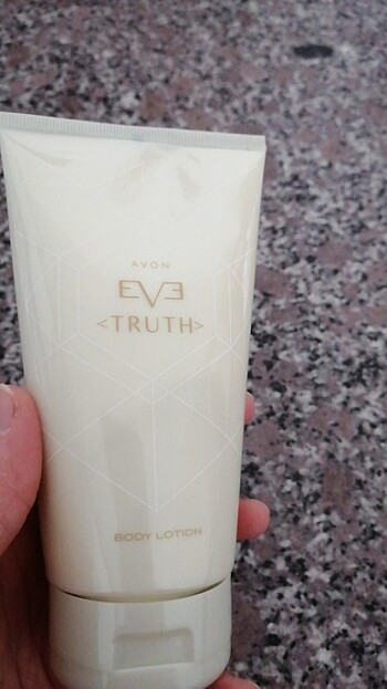 Avon eve truth vücut losyonu