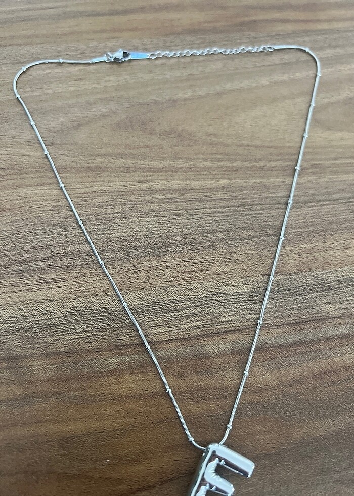 E Harfli kolye - Görsel 3