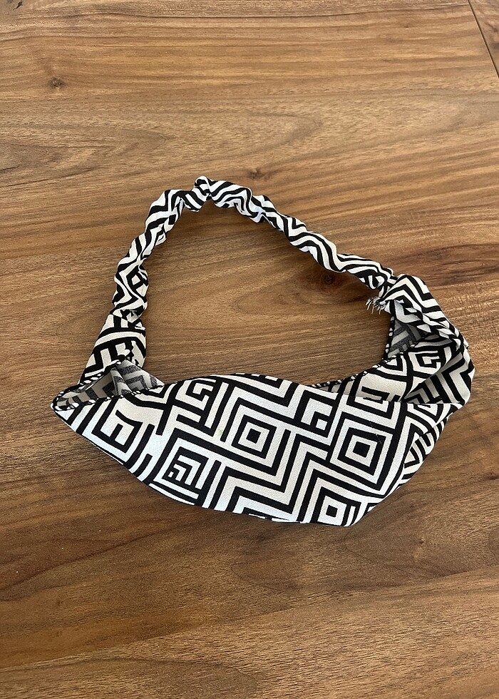 Lastikli Saç Bandana - Görsel 2