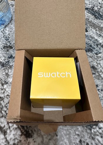 Sarı Swatch Akıllı Saat Kutusu