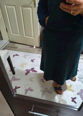 yeşil  çapraz askılı  elbise - Görsel 3