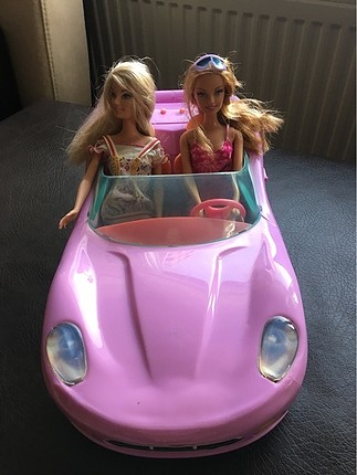 Barbie arabası