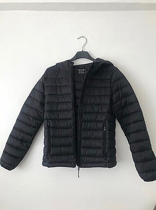 Pull and bear mont