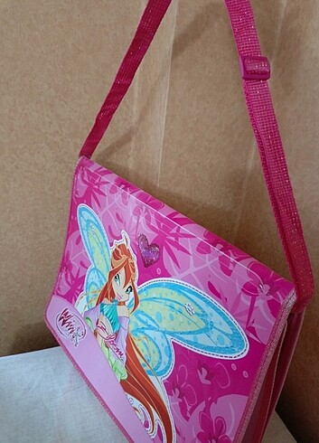 winx'li resim çantası boyutları:39×52 #winx #winxclub #winxedit 