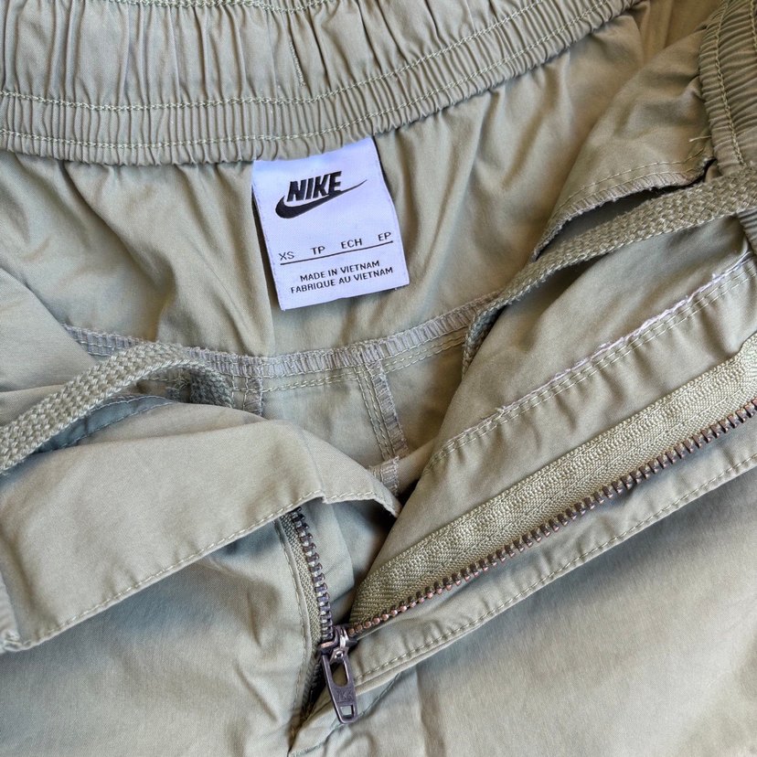 Nike Yeşil Pamuklu Rahat Kesim Erkek Şort - Görsel 3