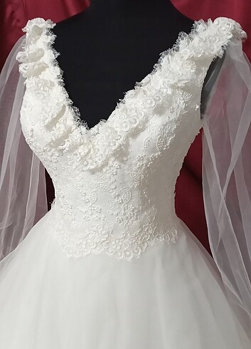 Tül kollu Sade gelinlik - Görsel 5