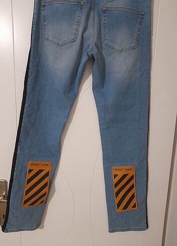 Off-White Rahat ve şık