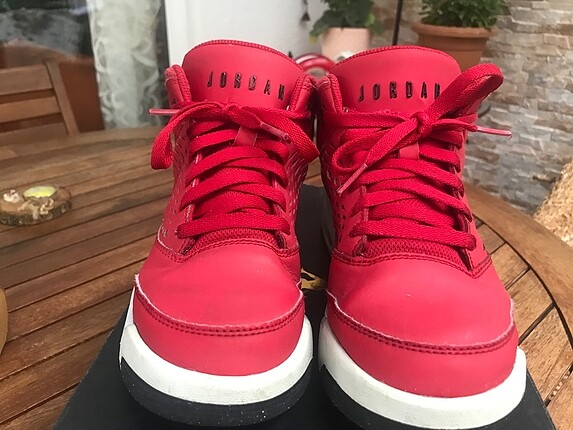Jordan basketbol ayakkabısı