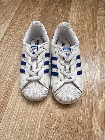 Orjınal adidas spor ayakkabısı 26/5