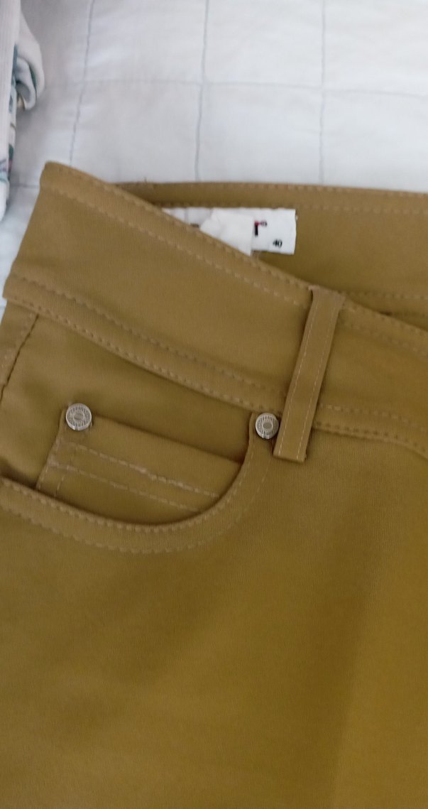 Düğmeli Kahverengi Kadın Kumaş Pantolon - Görsel 2