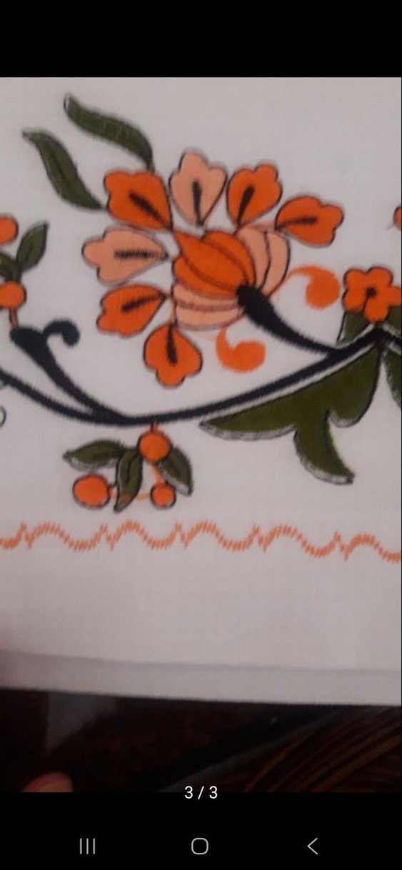 Nakışlı Beyaz yastık kılıfı - Görsel 3