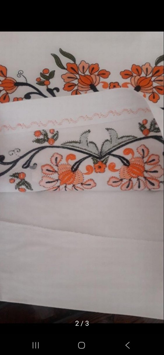 Nakışlı Beyaz yastık kılıfı - Görsel 2