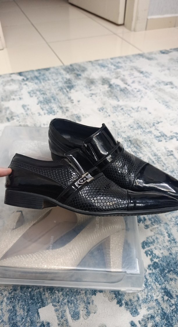 Klasik Siyah Yılan Desenli Tokalı Erkek Ayakkabı - Görsel 2