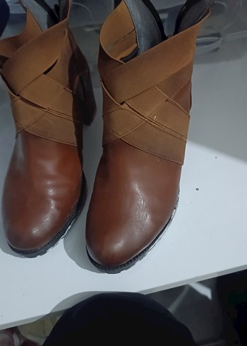 Kahverengi Deri Kadın Bot, Tokalı, Kalın Topuklu - Görsel 3