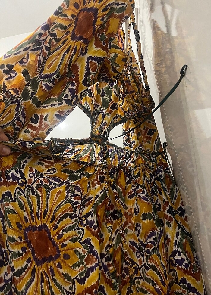 Zara beli açık elbise - Görsel 4