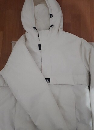 Pull Bear kanguru mont