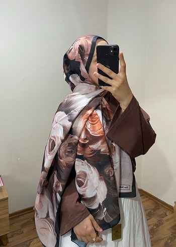 Beden Güllü şal desen