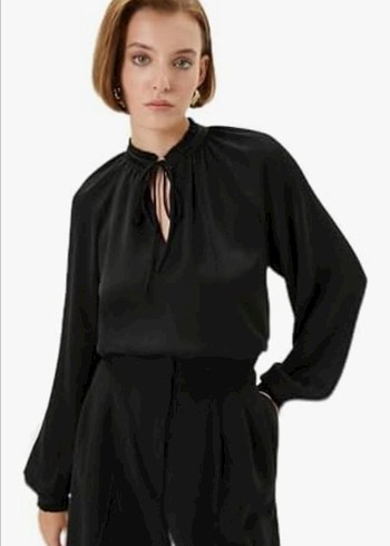 Siyah Saten Kadın Bluz - Görsel 6