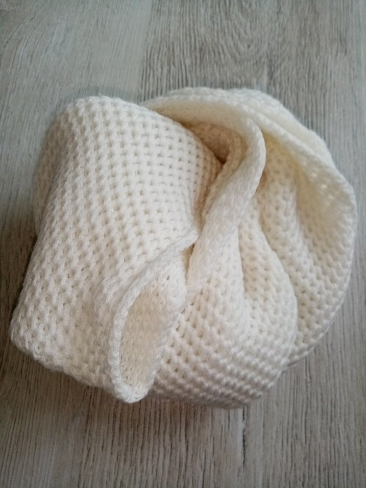 Kadın Boyunluk Atkı - Görsel 2