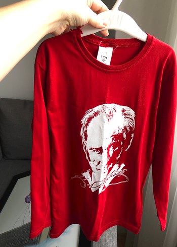 Kız Çocuk Kırmızı Uzun Kollu Atatürk Baskılı Tişört - Görsel 2