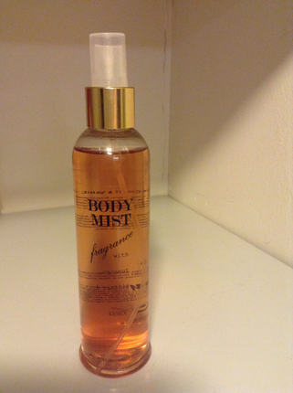 H&M body mist coconut vanilla muhtesem koku