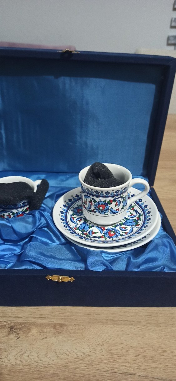 Mavi İşlemeli Fincan ve Tabak Seti - Görsel 2