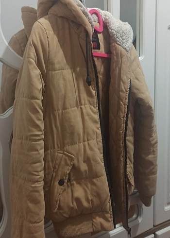 Kahverengi Kapüşonlu Kadın Kışlık Mont - Görsel 2