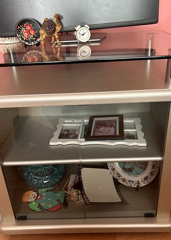 Gri televizyon sehpası - Görsel 3