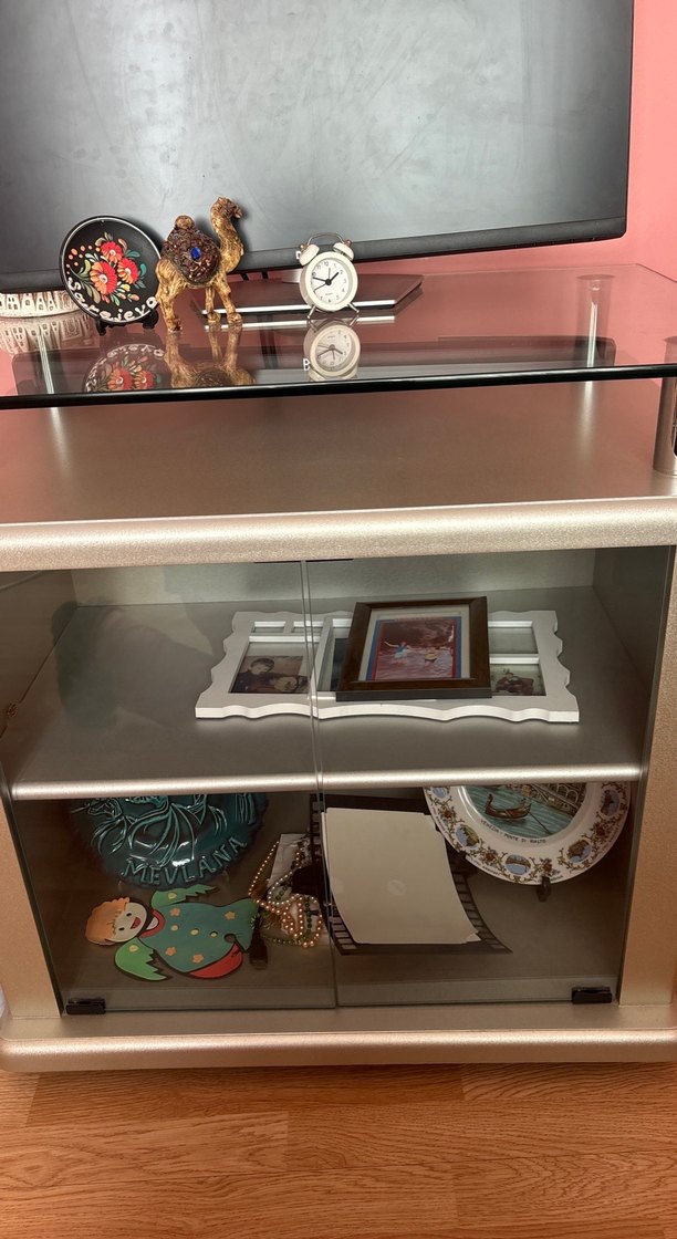 Gri televizyon sehpası - Görsel 3