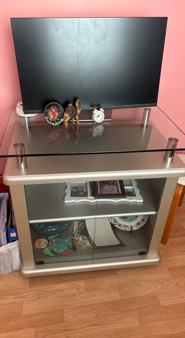 Gri televizyon sehpası - Görsel 2