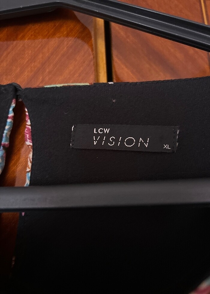 Elbise siyah üzeri çiçekli - Görsel 3