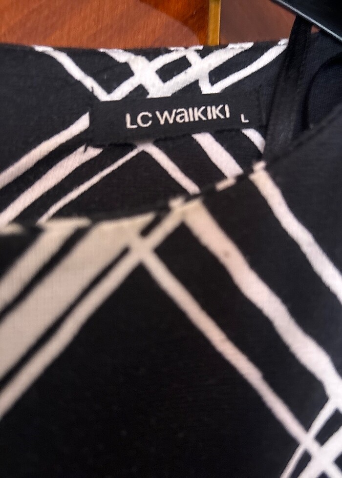 Siyah üzeri çizgili elbise - Görsel 3