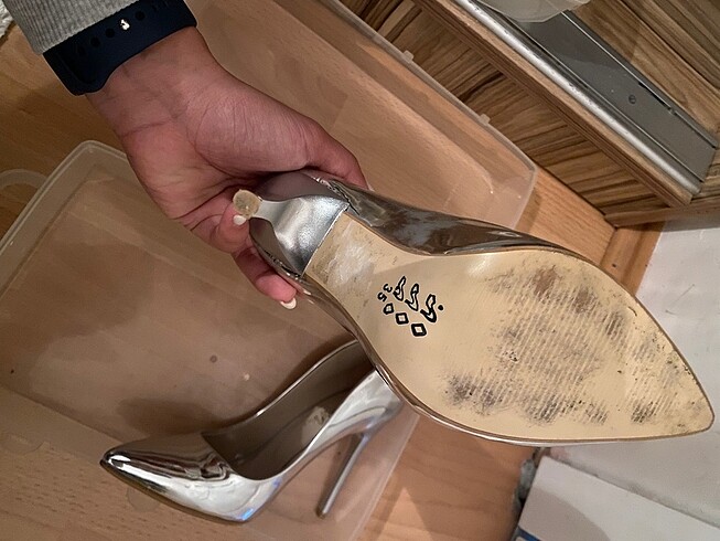 Diğer Gümüş stiletto