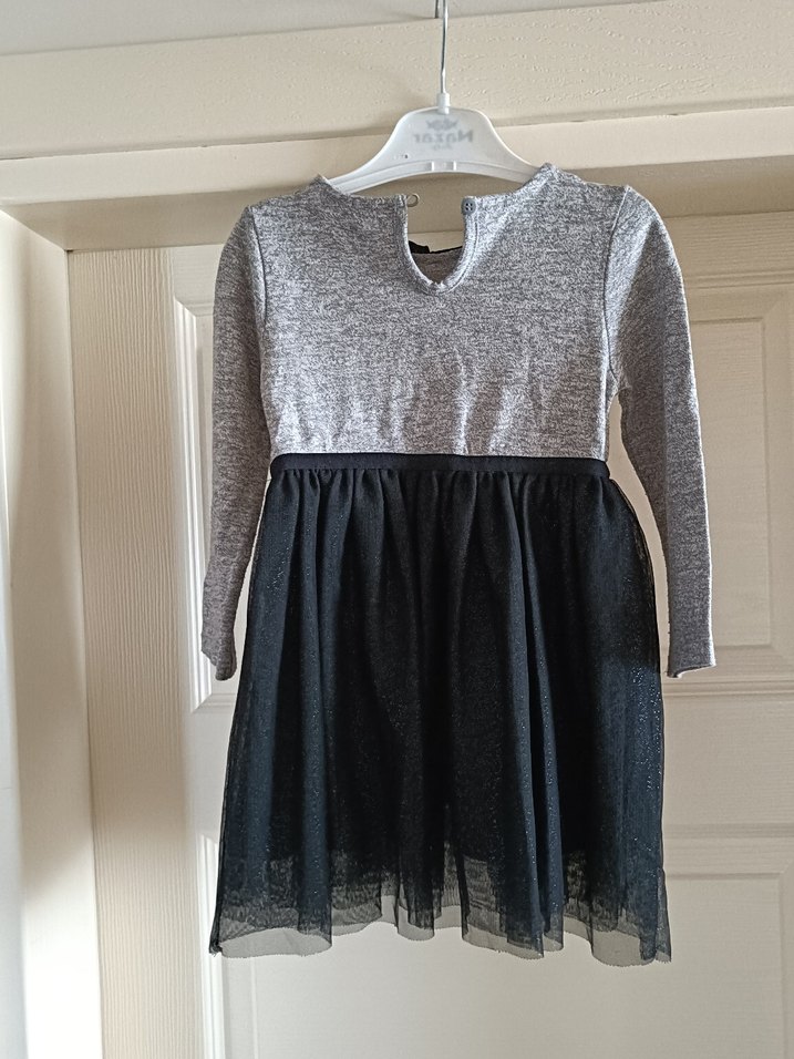 Uzun Kollu Gri ve Siyah Kız Çocuk Elbise - Görsel 2