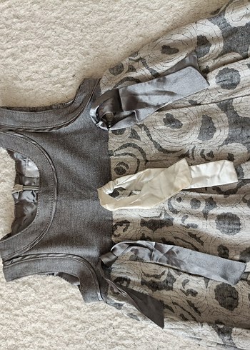 Gri Kız Elbisesi Fırfır Detaylı - Görsel 2