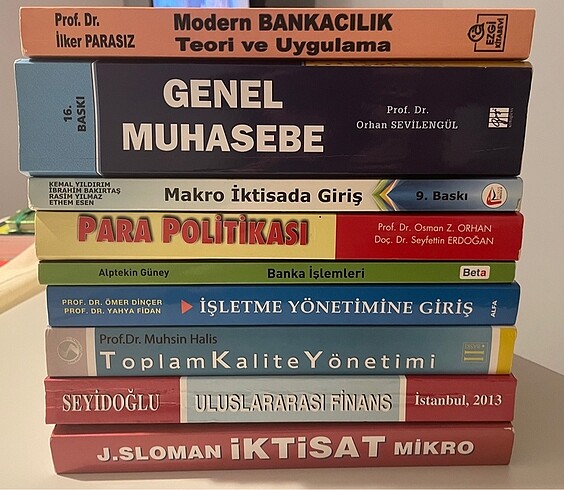 Üniversite ders kitapları (1 kitap fiyatı)