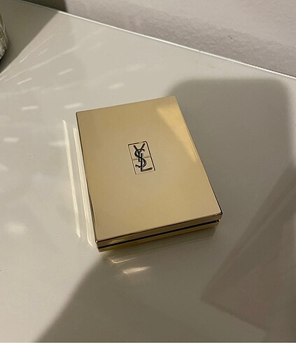 Yves Saint Laurent YSL Couture Highlighter