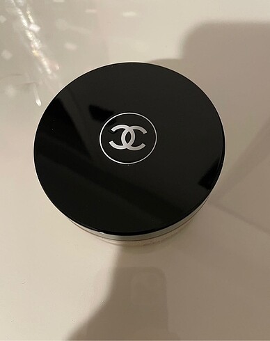 Chanel pudra