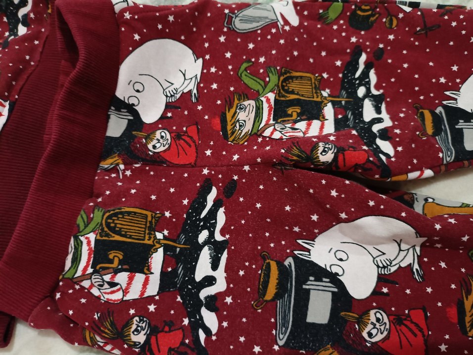 Çocuk Kırmızı Baskılı Eşofman Takımı - Görsel 5