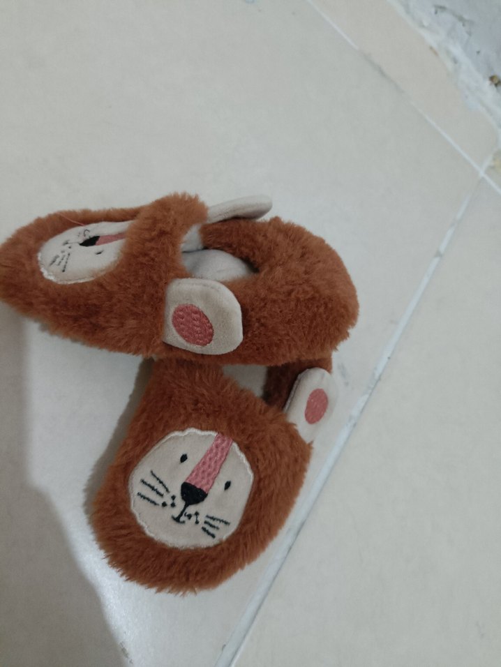 Çocuk Kahverengi Sıcak Kürklü Ev Terliği - Görsel 3