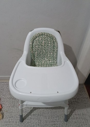 Beyaz Bebek Mama Sandalyesi - Görsel 2