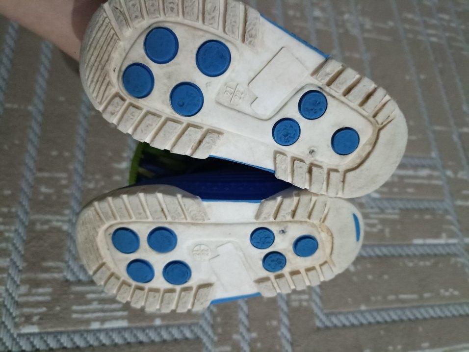 Erkek Çocuk Mavi Bağcıklı Kauçuk Bot - Görsel 5