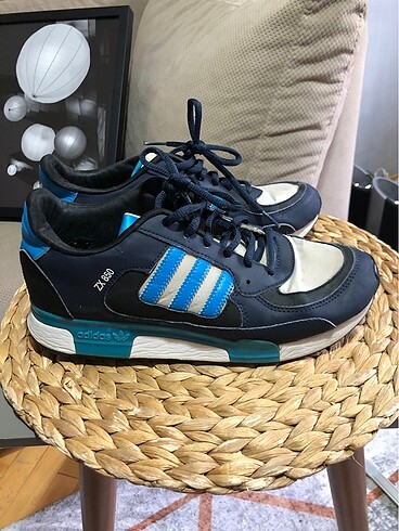 Adidas spor ayakkabı