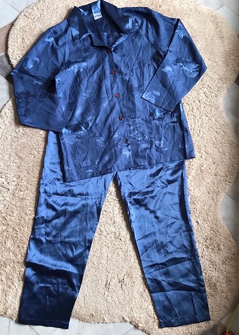 Saten Kadın Pijama Takımı