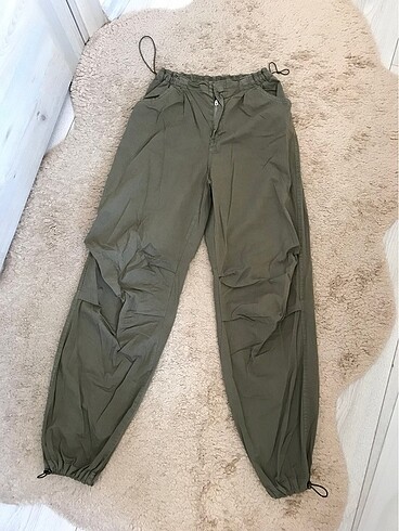 Bershka Paraşüt Pantolon