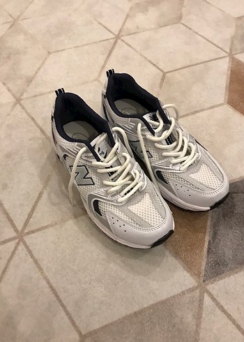 New Balance Kadın Spor Ayakkabı