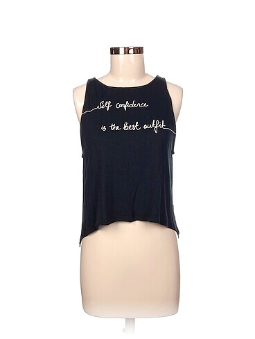 Penti T-shirt %70 İndirimli.