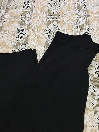 Zara Orta bel siyah kumaş pantolon