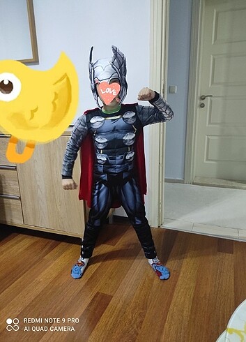 Thor kostum